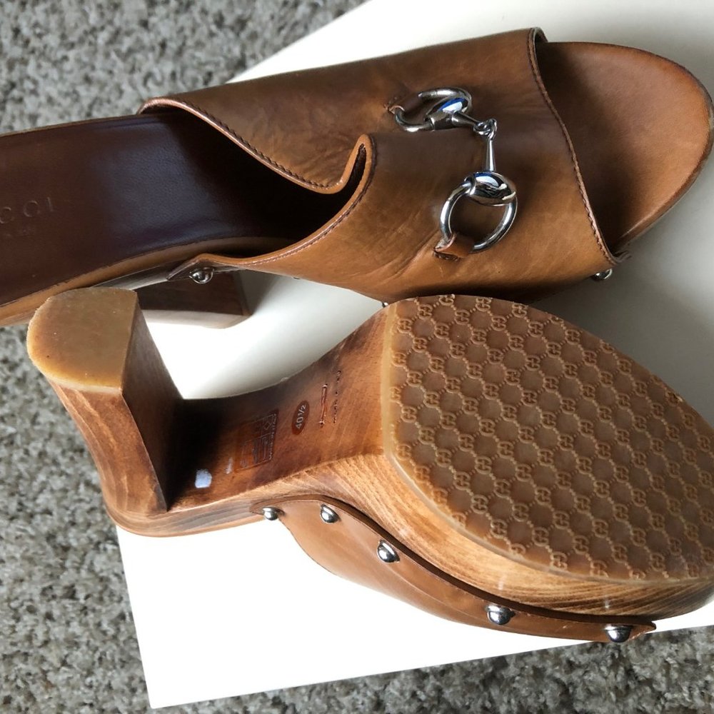 Gucci Heels - Picture 2 of 3
